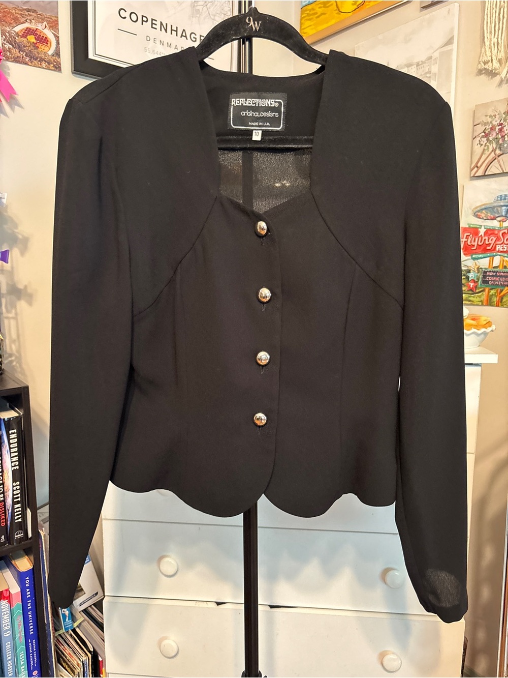 Black Scalloped Hem Button-Front Jacket